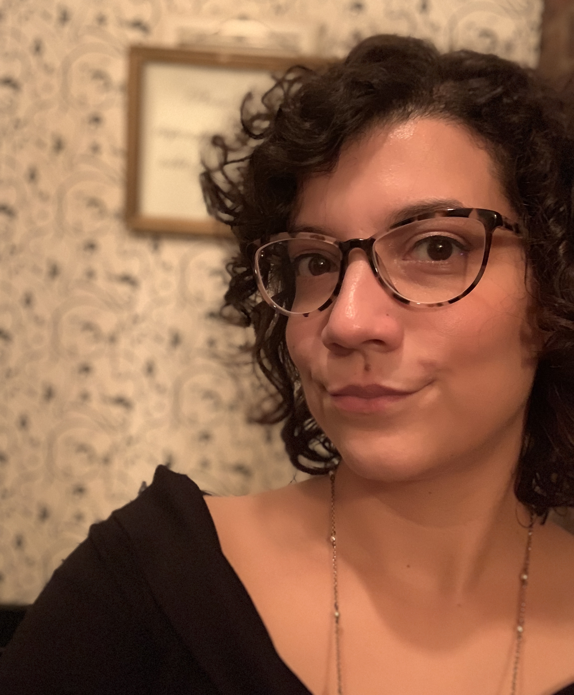 Ana Defillo.jpg