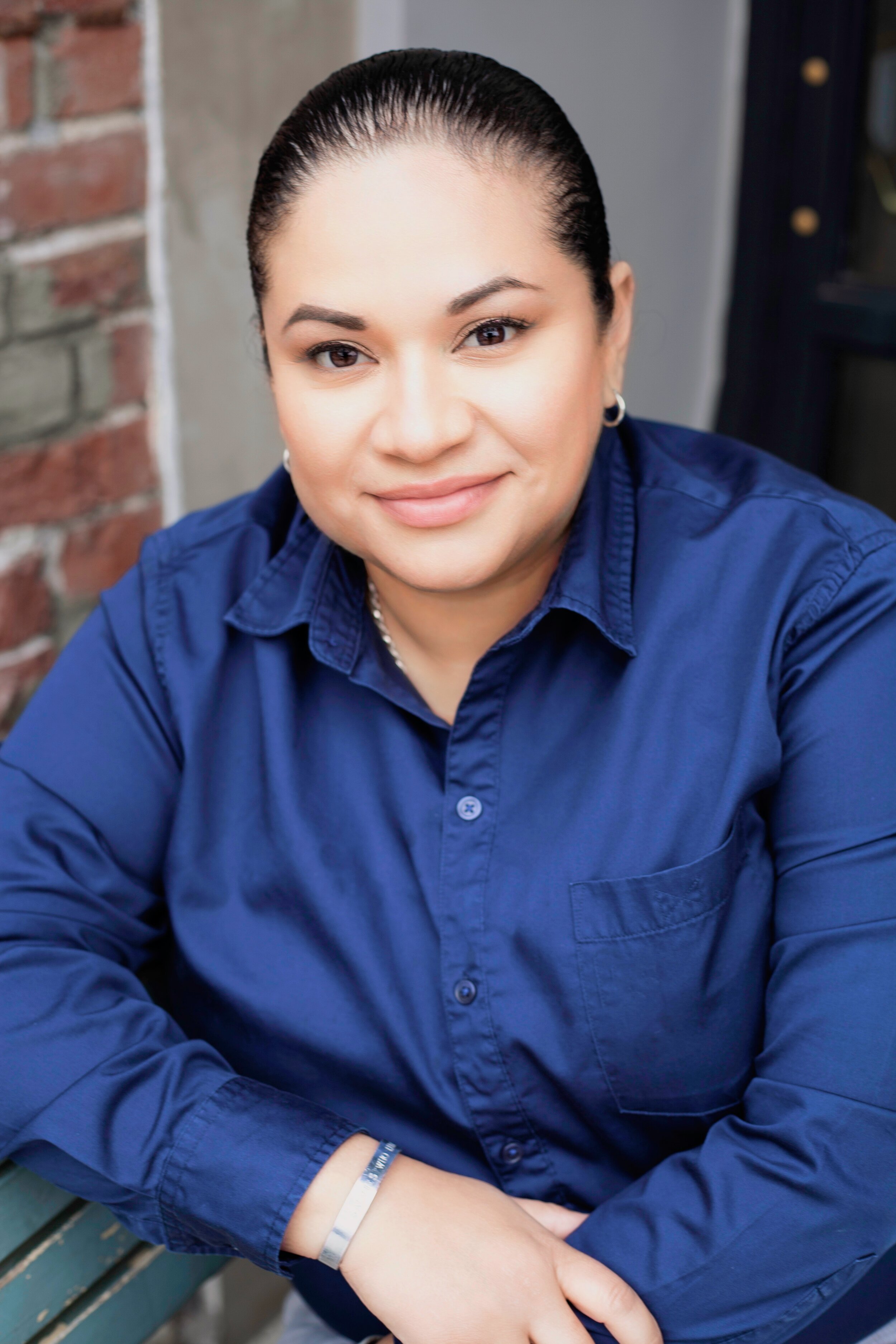 Cynthia Gonzalez founded Salvies Who Lunch to empower the Salvadoran community by highlighting positive role models while enjoying pupusas y chambres!