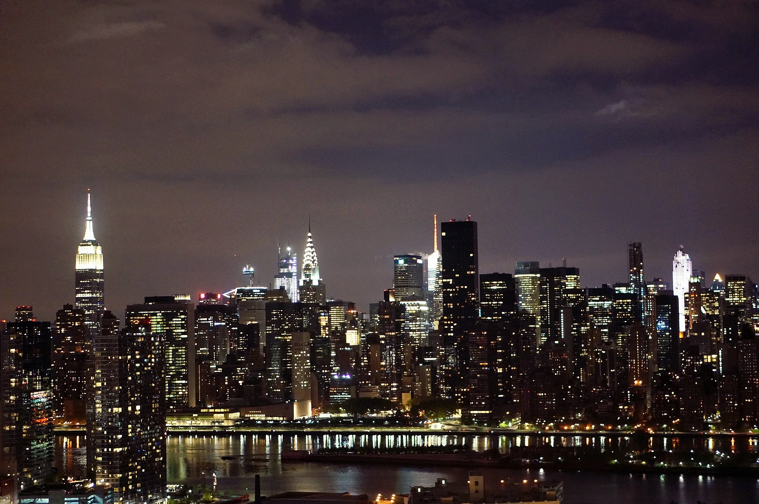 One of the city skyline photos I took from my friend's rooftop.