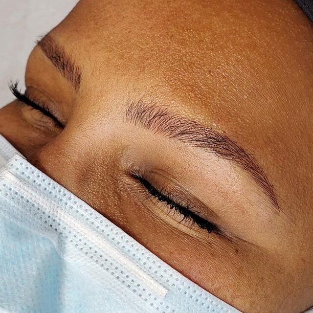 Such a lovely long time follower finally pulling the trigger on microblading! 😍 She knew exactly what she wanted, but don't worry, if you're unsure I am here to guide you! 🔦🧡