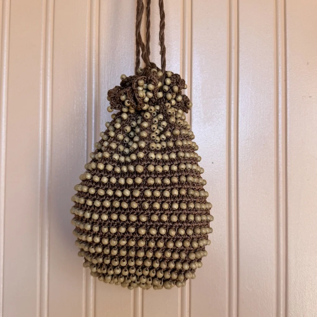 Vintage 1930s Crocheted Wooden Beaded Pouch Purse