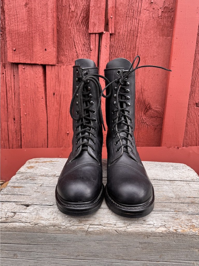 Classic Black Leather U.S. Military Combat Boots - Steel Toe Size 9R