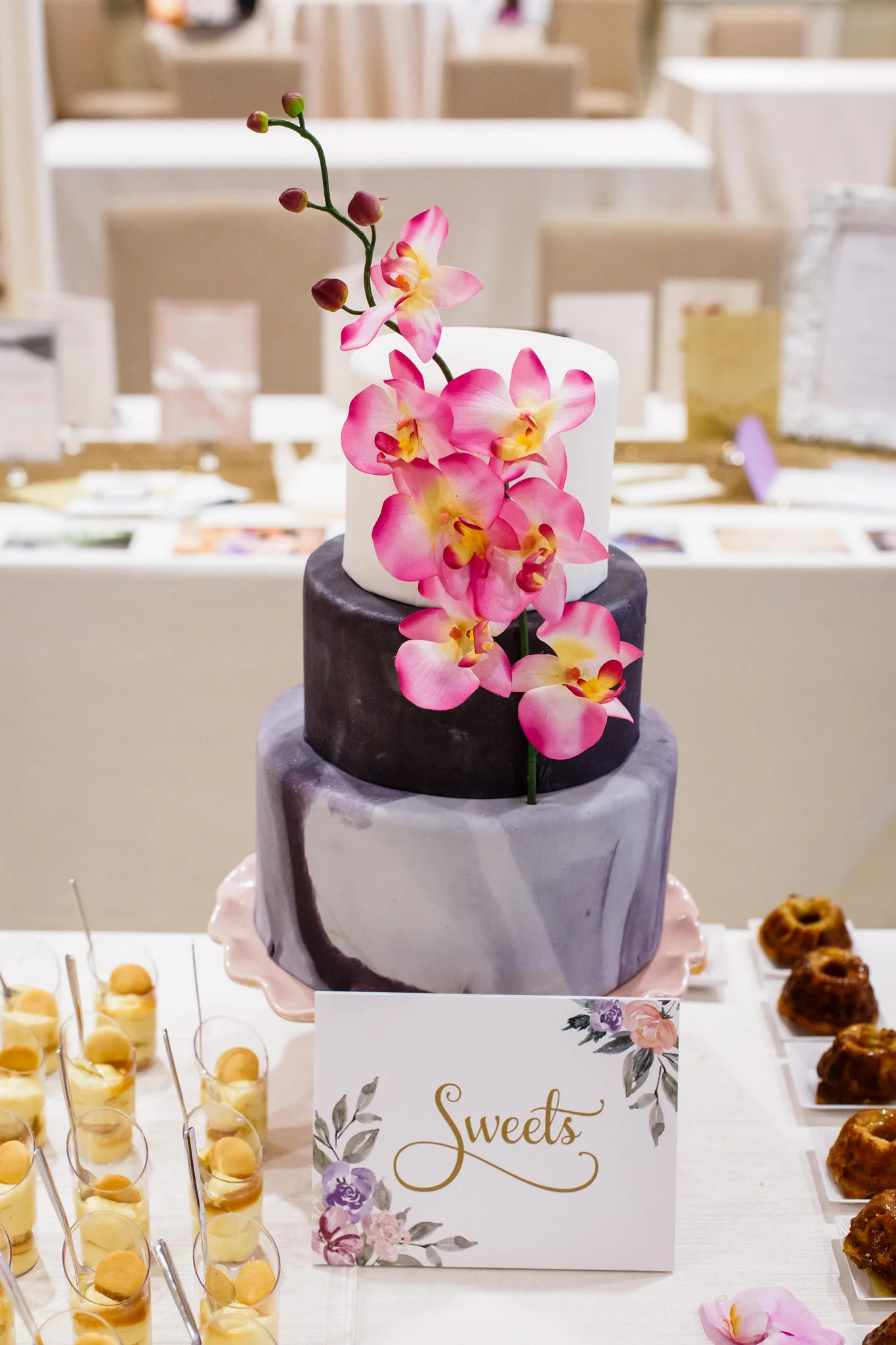 BRIDAL-BRUNCH-DALLAS-PRODUCED-BY-WEDDING-PLANNER-CHRISTY-RECORD-SWANK-SOIREE-PHOTOGRAPHY-AMBER-STUDIO (11).jpg