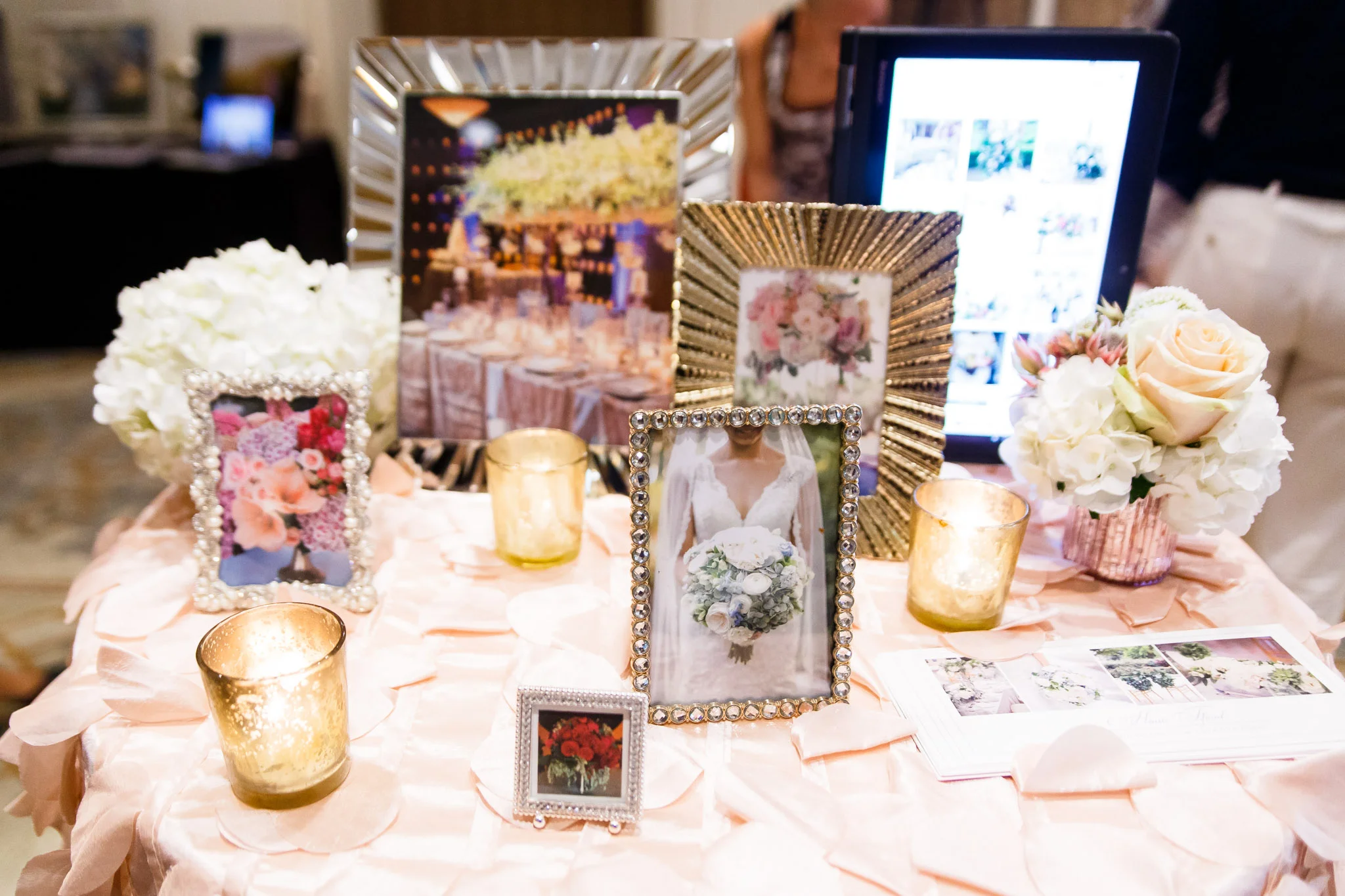 BRIDAL-BRUNCH-DALLAS-PRODUCED-BY-WEDDING-PLANNER-CHRISTY-RECORD-SWANK-SOIREE-PHOTOGRAPHY-AMBER-STUDIO (41).jpg