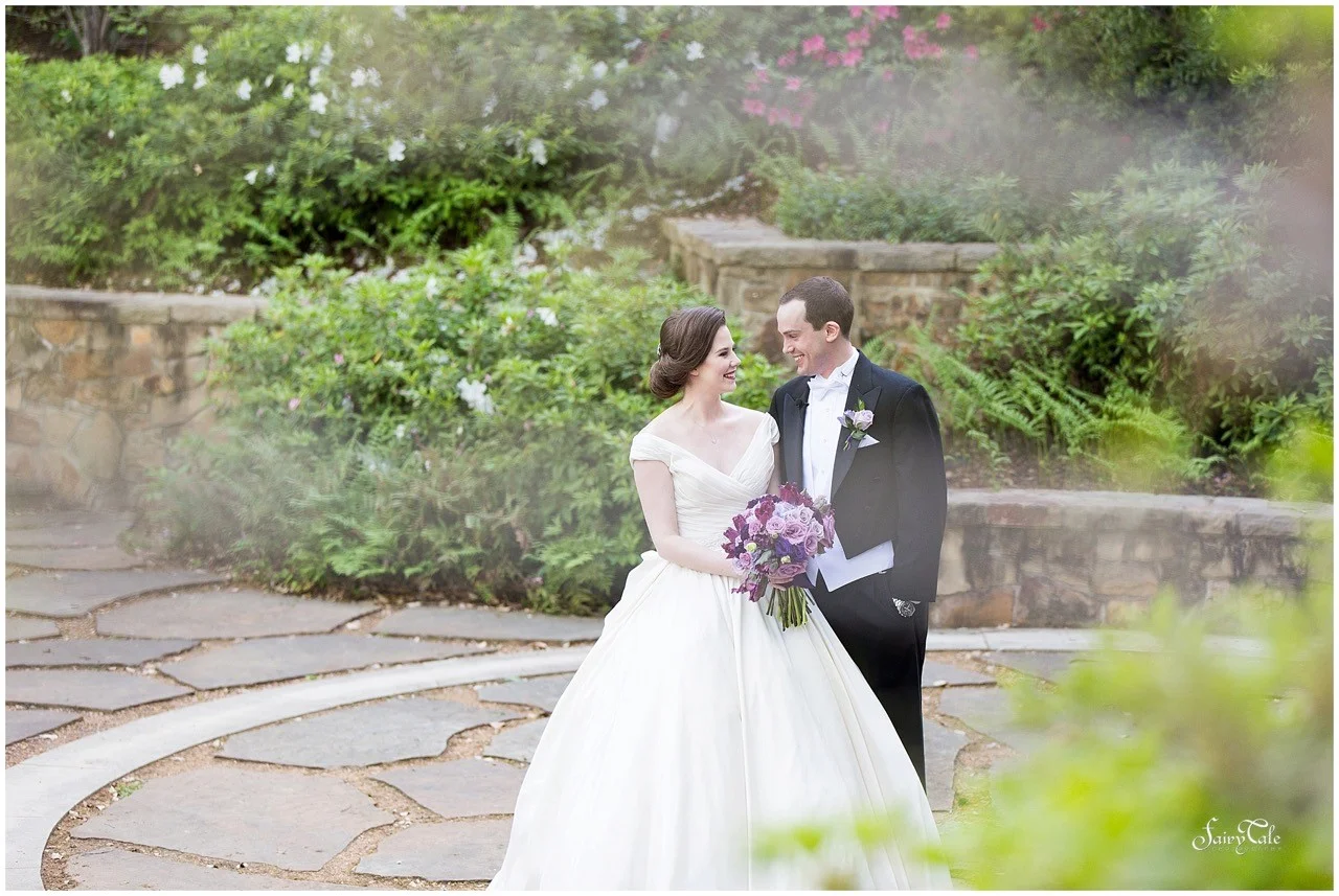 first_look_Swank_Soiree_Dallas_Wedding_Tower_Club_Stradal_Wedding3.jpg
