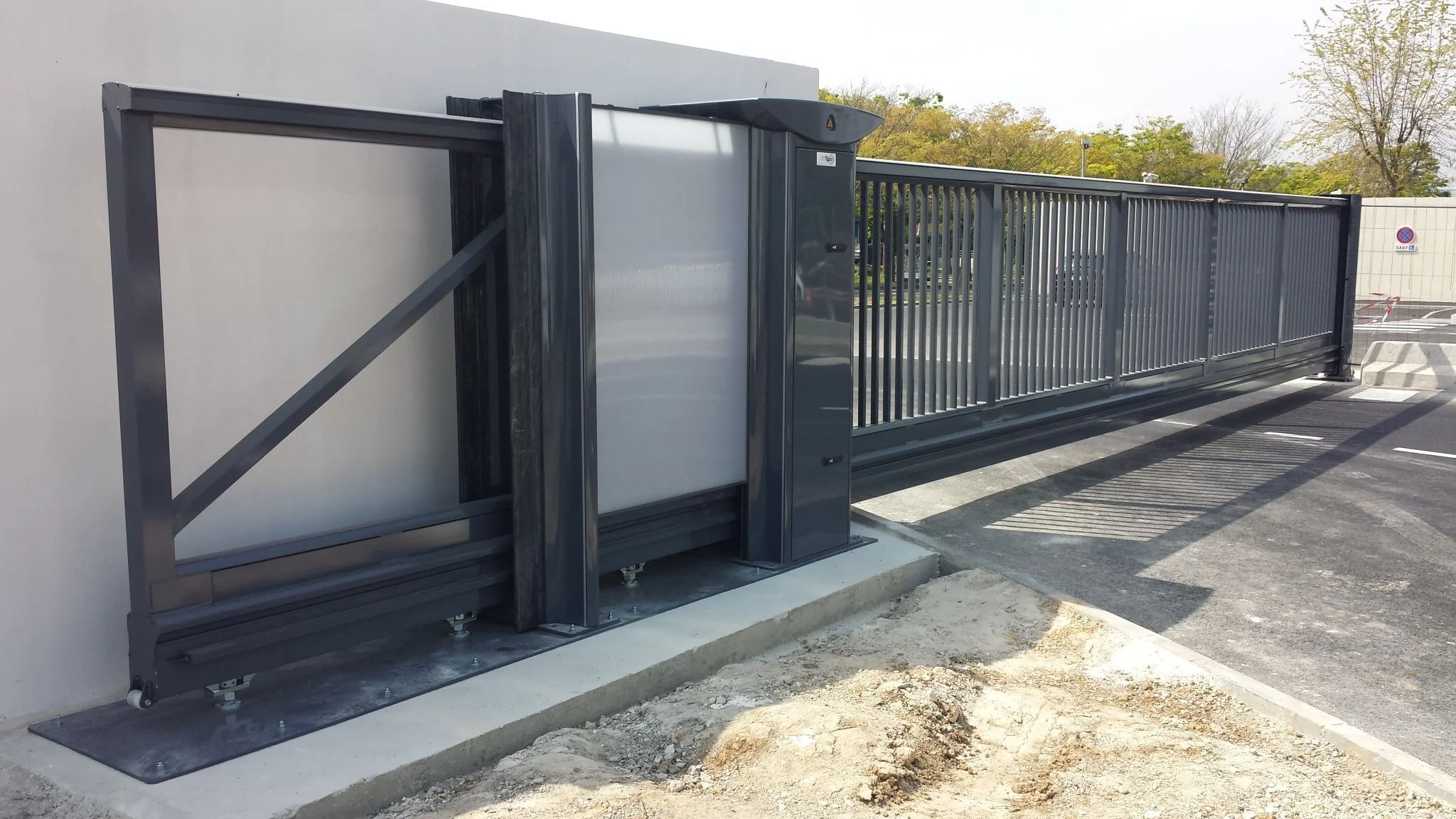 Industrial gates2.jpg