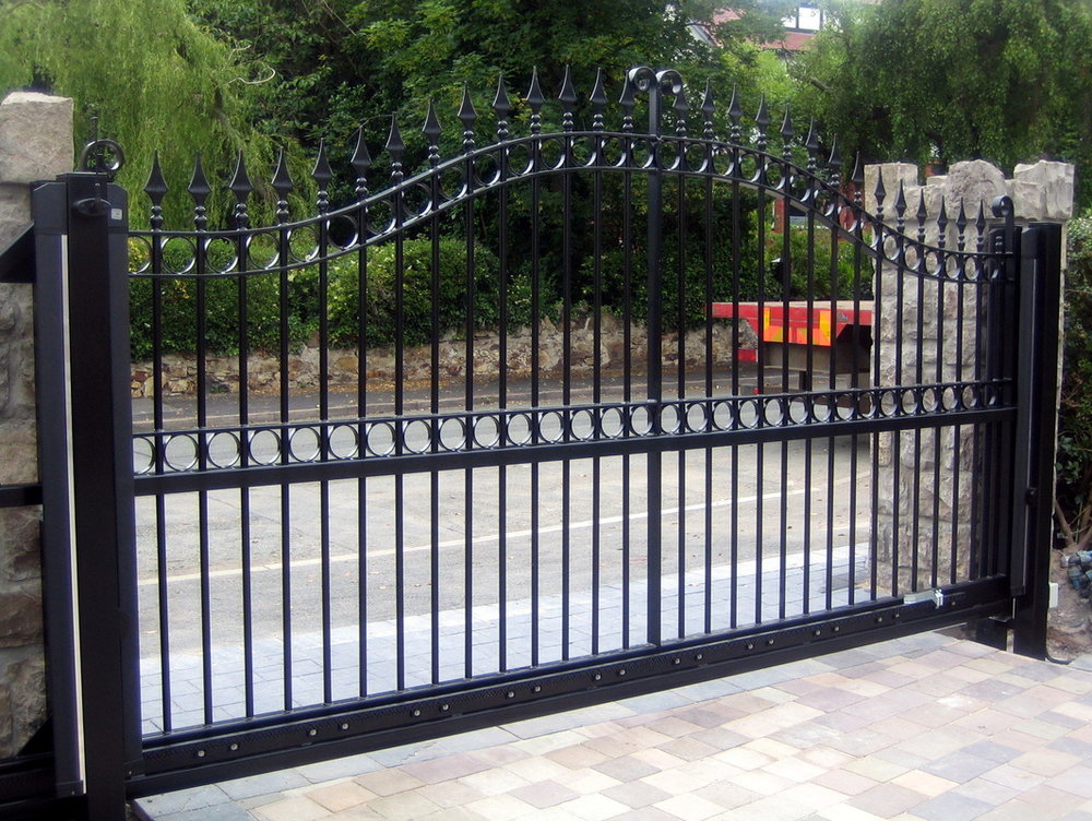 Liftmaster Electric Gate Opener From a Reliable and Professional Installer