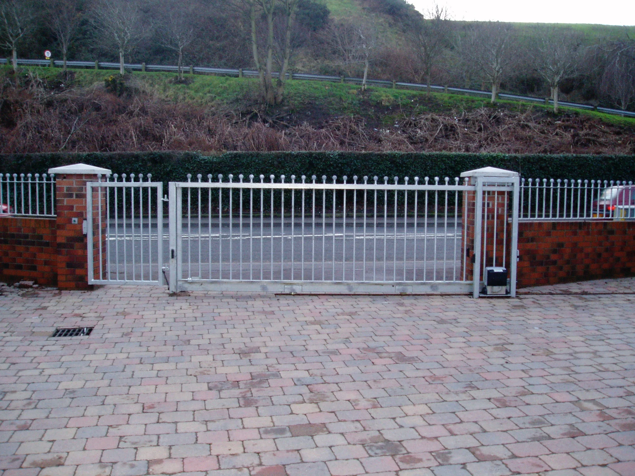 Sliding Gates by Secureqip (6).jpg