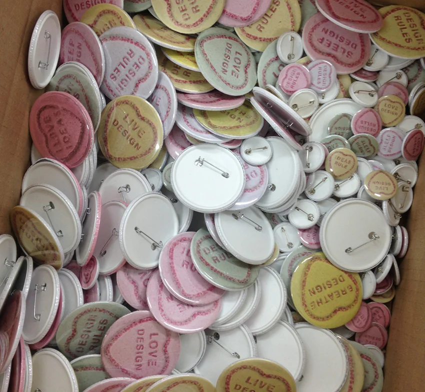 badges 2.jpg