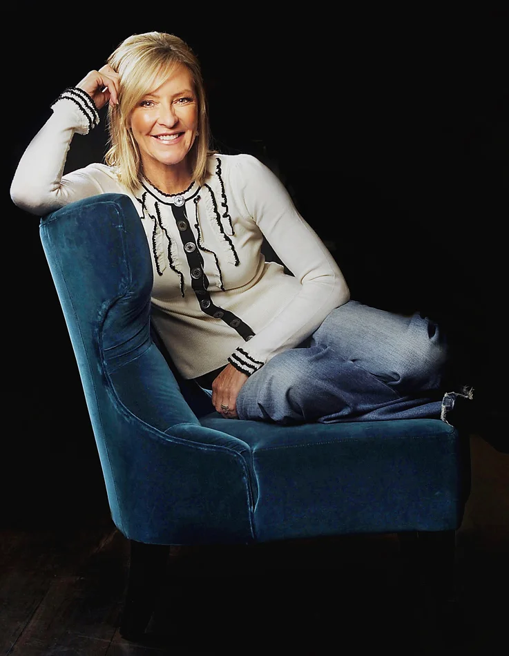 JO HALL-FF247159-094902.jpg