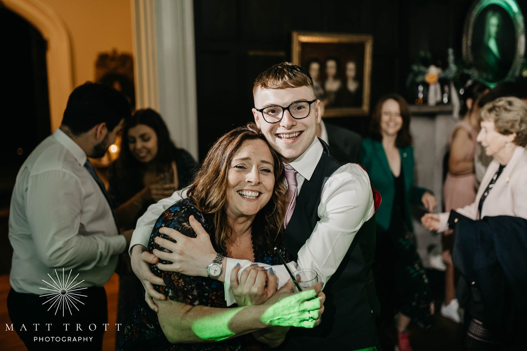 Dancing at chiddingstone castle