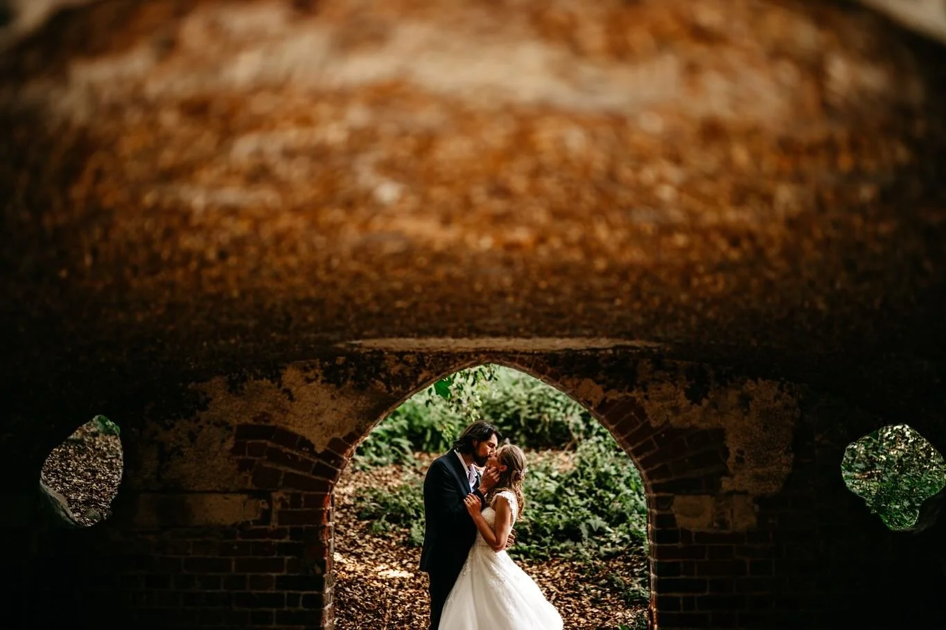 A few frames from Hayley and Alfredo's small and intimate wedding at flickwick manor. Thanks for letting me be a part of it guys