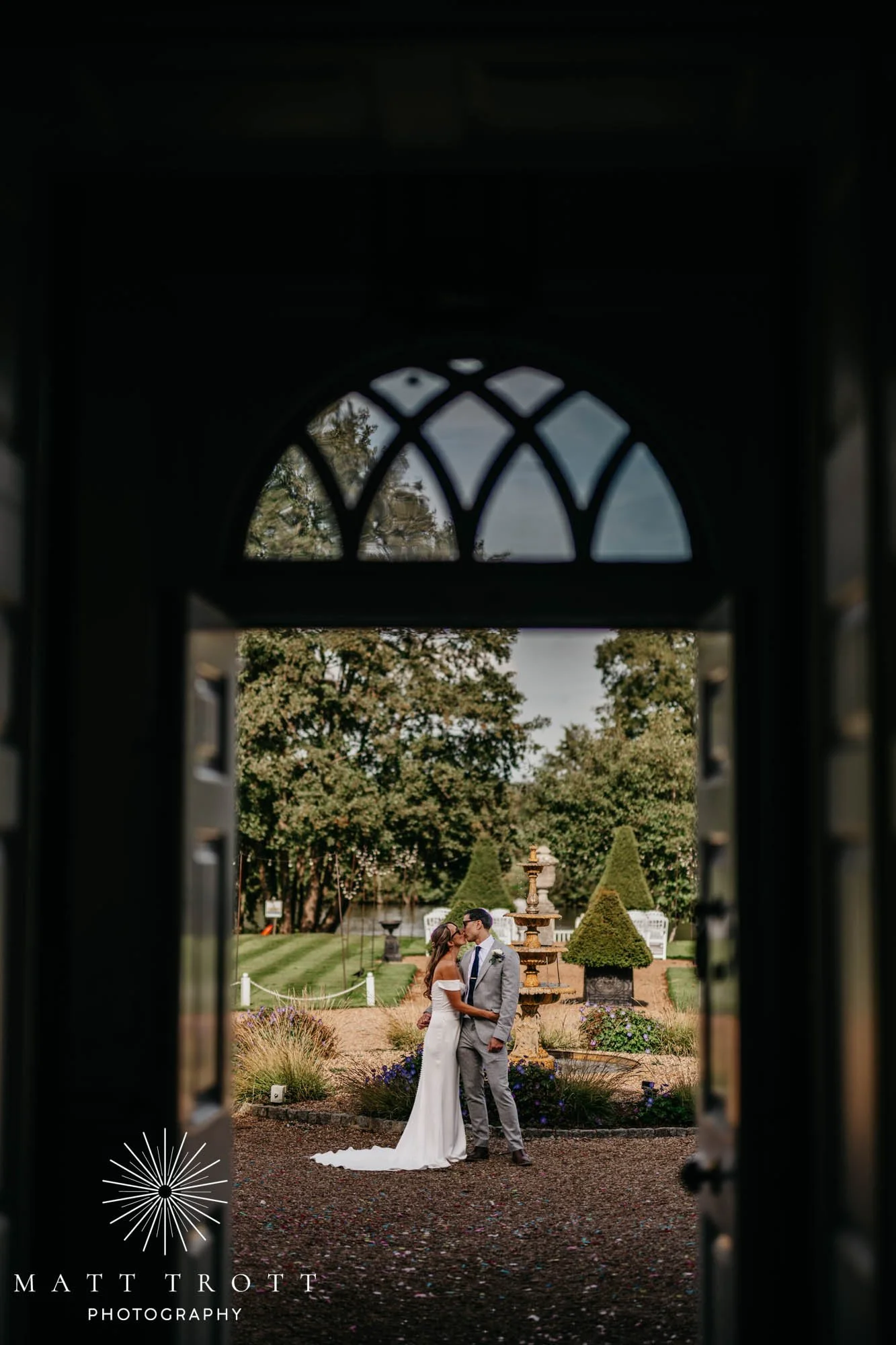 Kent wedding photography-59.JPG