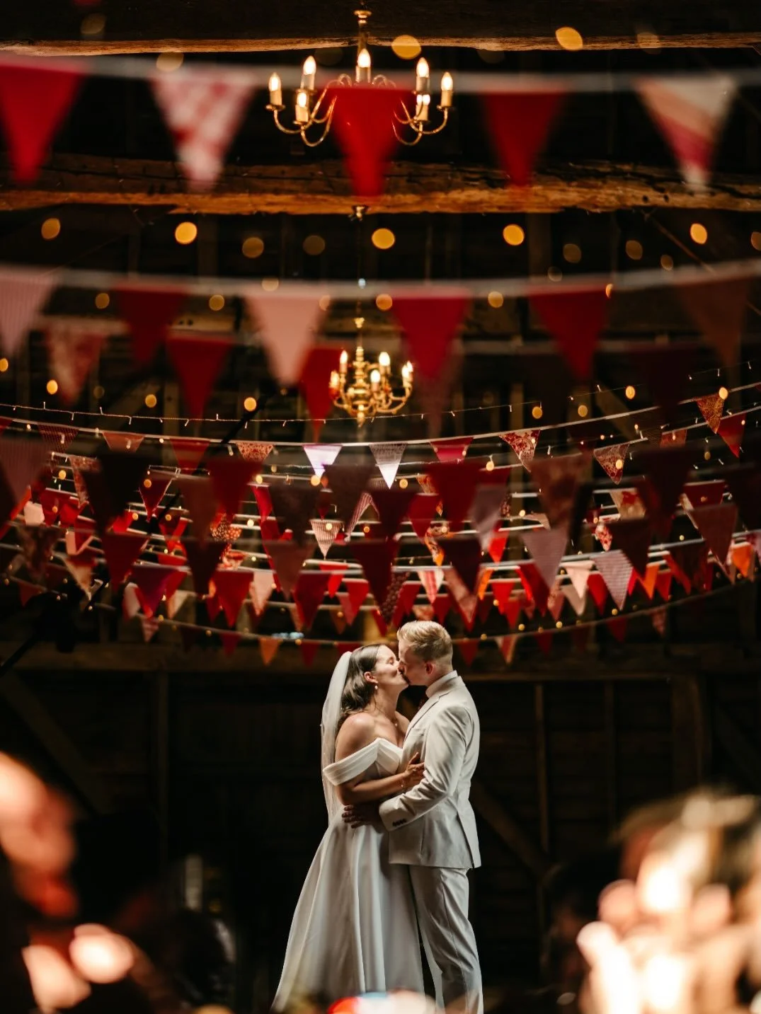 Some of Yesterday's sneaks from Emma and Chris's wedding at the great barn. What a fantastic couple, wedding and loved how they integrated their day job (tap dancing 🕺) into the day. had such an amazing time. thank you guys.
