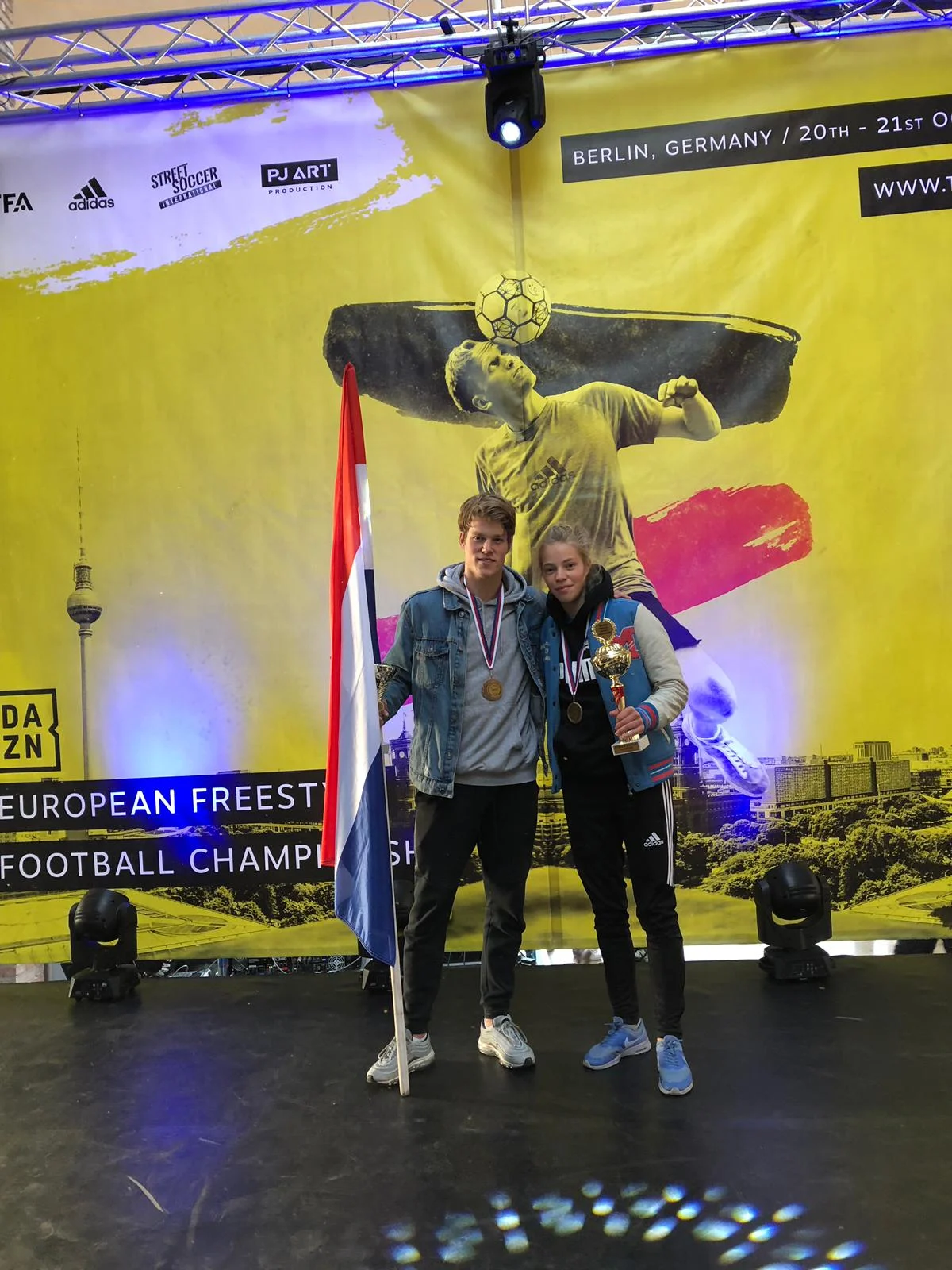 Laura Europees Kampioen &amp; Jesse 3e plek!