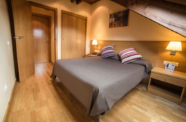 ApartaMENTOS LA SOLANA UBICACIÓN: BOI TAÜLL RESORT CAPACIDAD: 2/4/6 PERSONAS