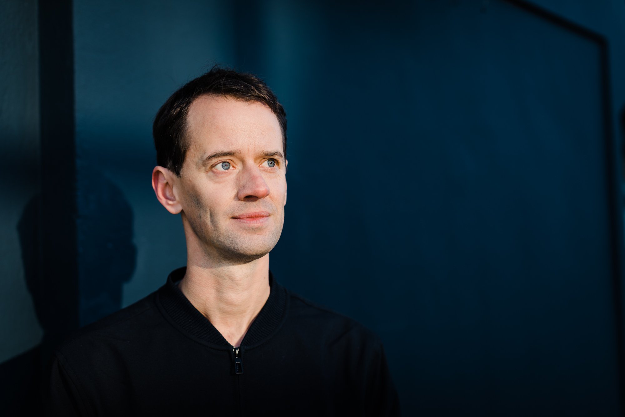 AlexSyngePortrait_LowRes-1.jpg