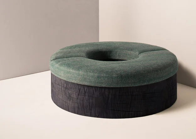 Donut Bench, 2017 Photo Courtesy Lux Productions by Jean-francois Jassaud for Oops by R company