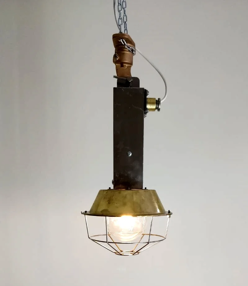 Japanese manufactured green industrial spotlight