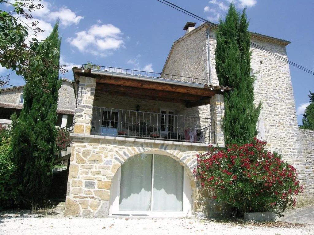 CampingLeChamadou-sudardeche-4etoiles-location-gites-lavignee.jpg