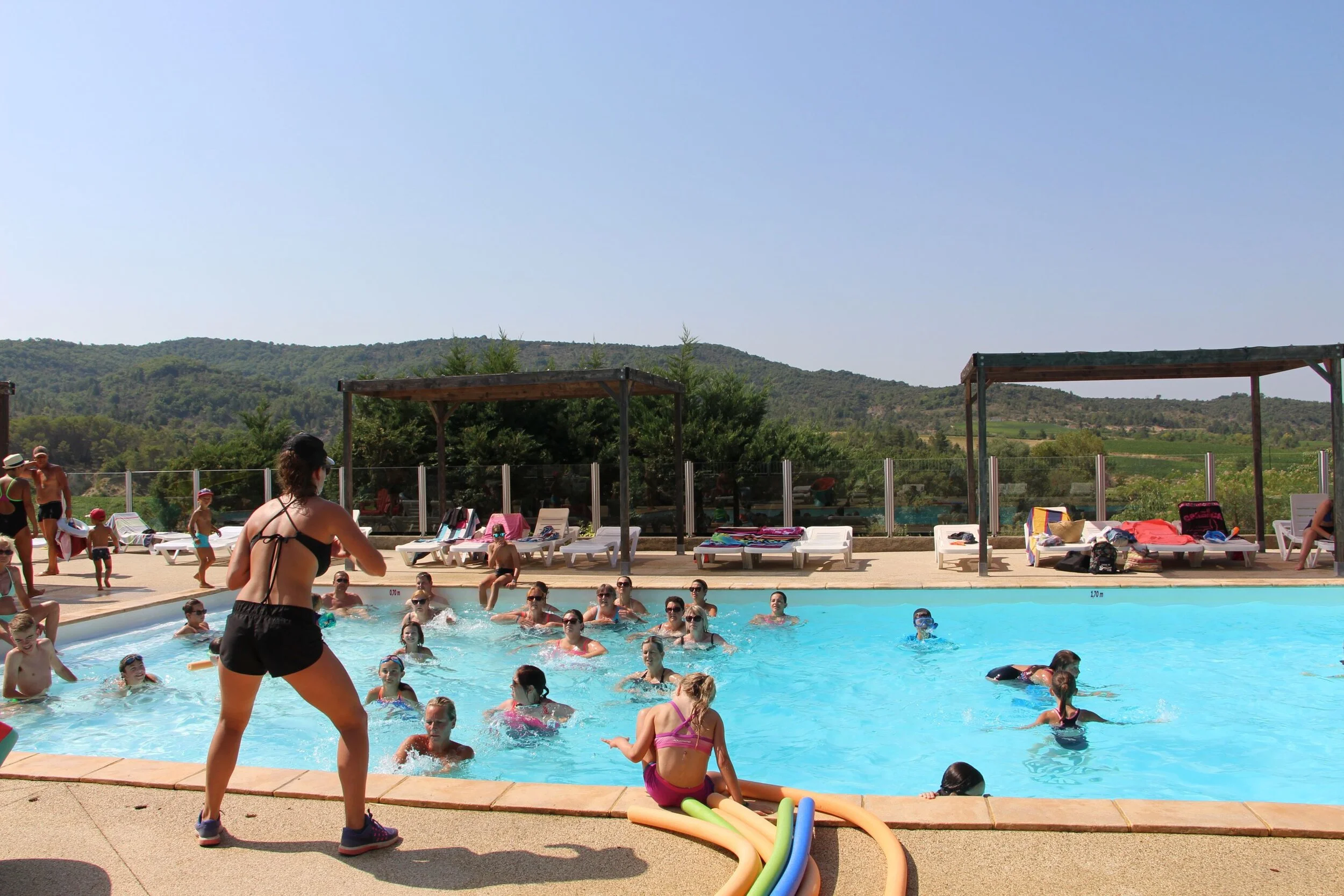 Camping Le Chamadou 4 étoiles Sud Ardèche toboggan aquatique, piscine