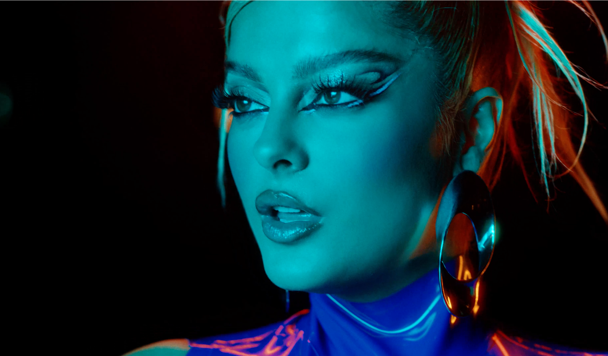 Блу видео. David Guetta bebe Rexha i'm good Blue. Bebe Rexha David getta i'm good Blue. Би би Рекса im good. David Guetta, bebe Rexha - im good (Blue) Remixes.