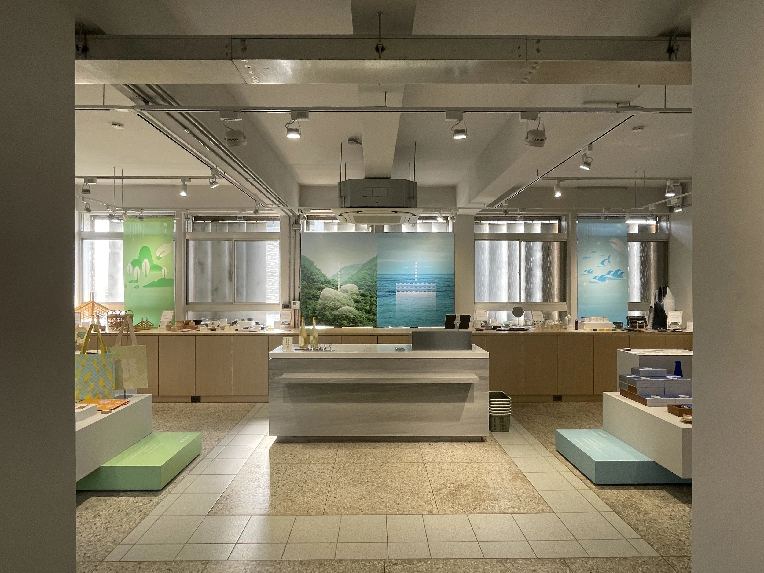 新城本店｜2F展售區