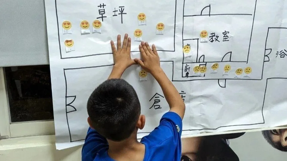 與地方孩童進行共創課堂