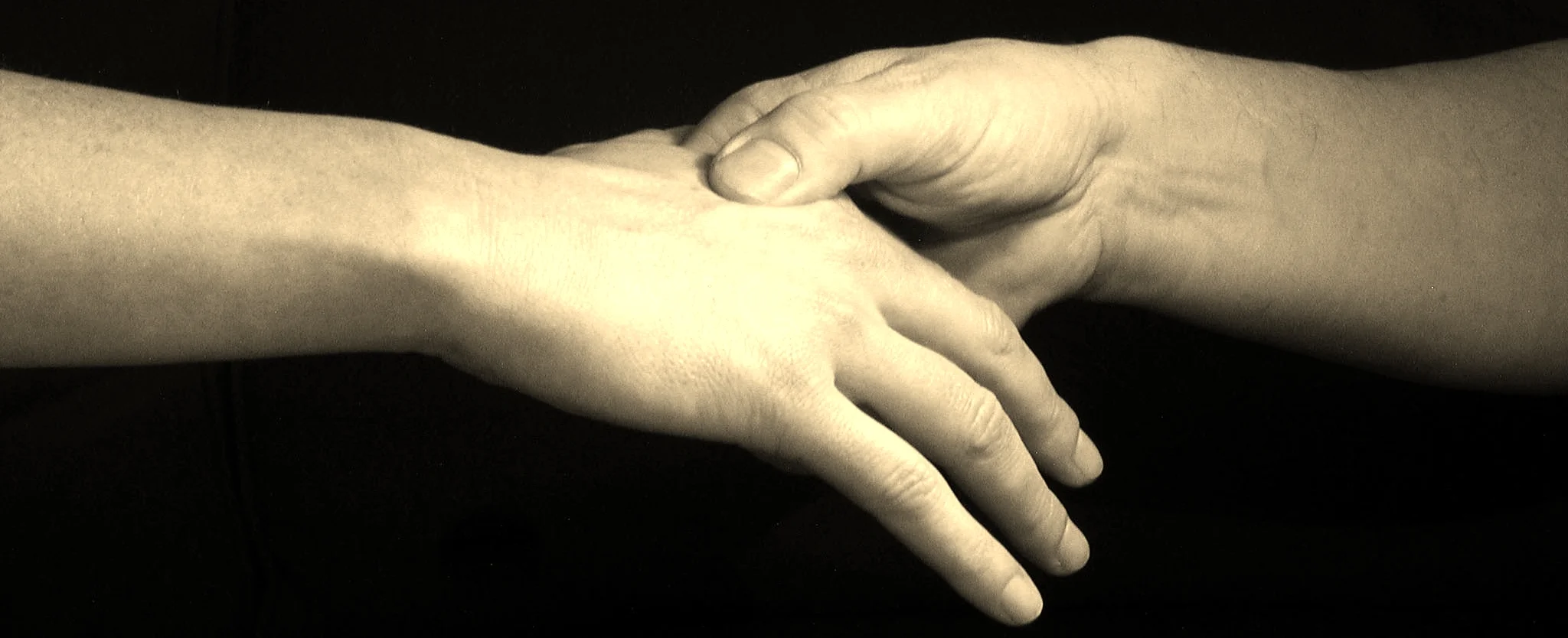 hands-dark.jpg