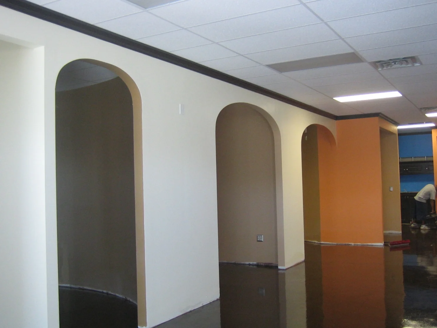  Finishing touches at hair salon 