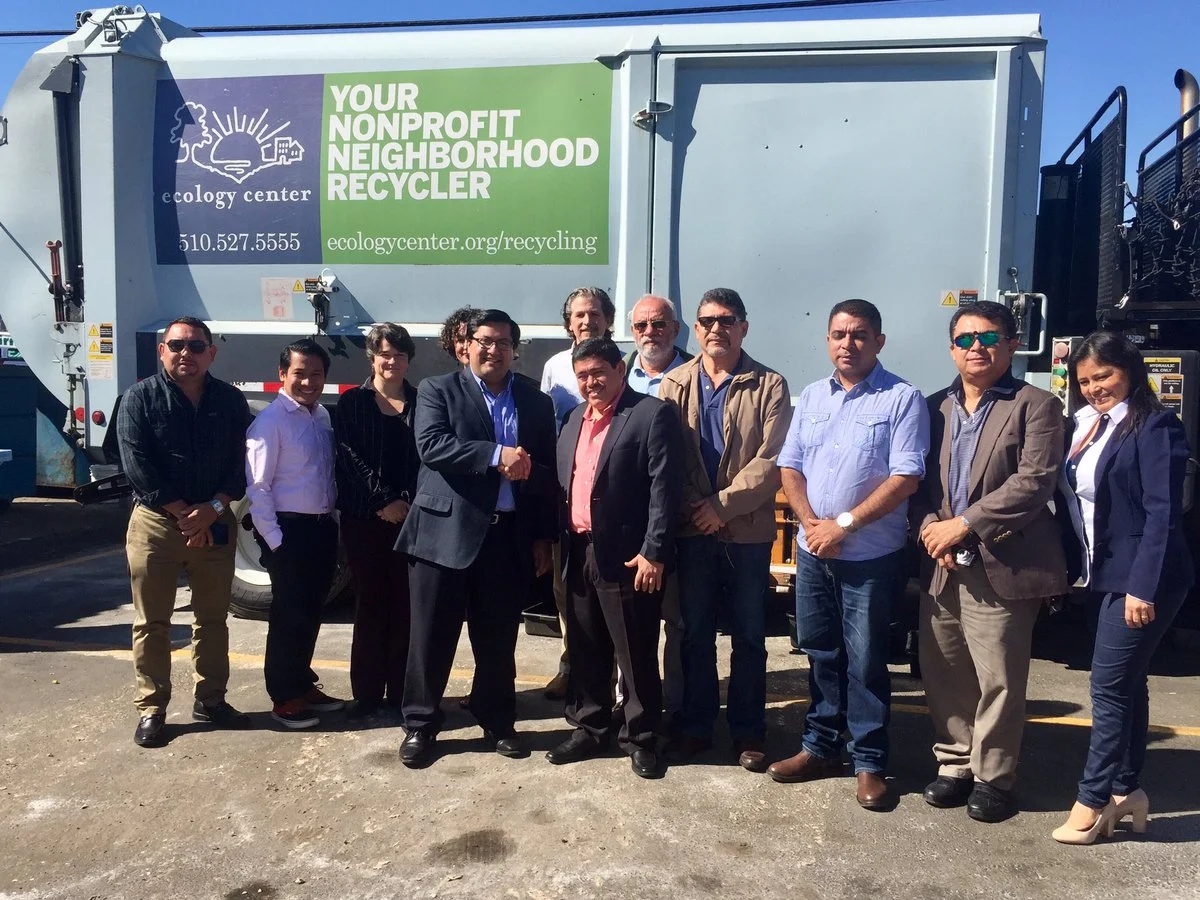 Jesse working with San Salvador metro area mayors on addressing international zero waste challenges at the Ecology Center.
