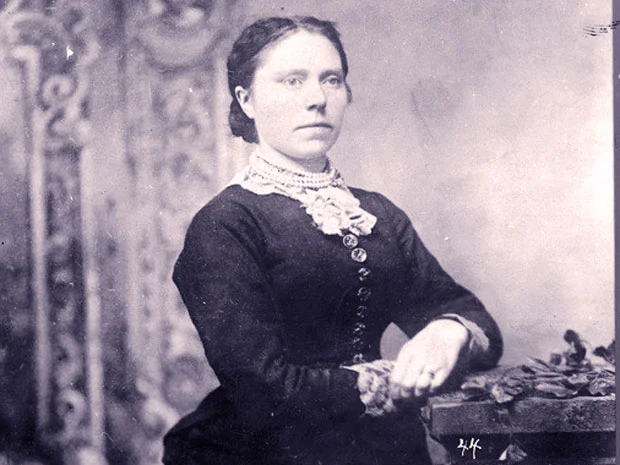 belle-gunness-the-true-black-widow-of-the-midwest.jpg