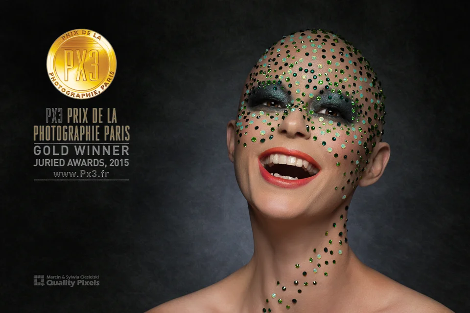 20140824_185559_0000_0923-01-logo-gold-960.jpg