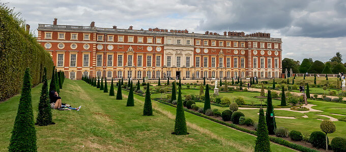 Panorama - Hampton Court - Gardens, UK, September 2020