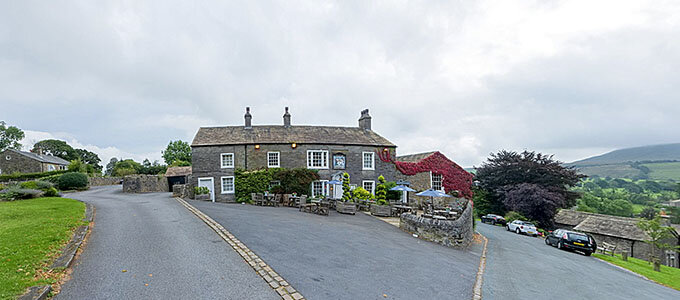 Panorama - The Assheton Arms, Downham, England, September 2021