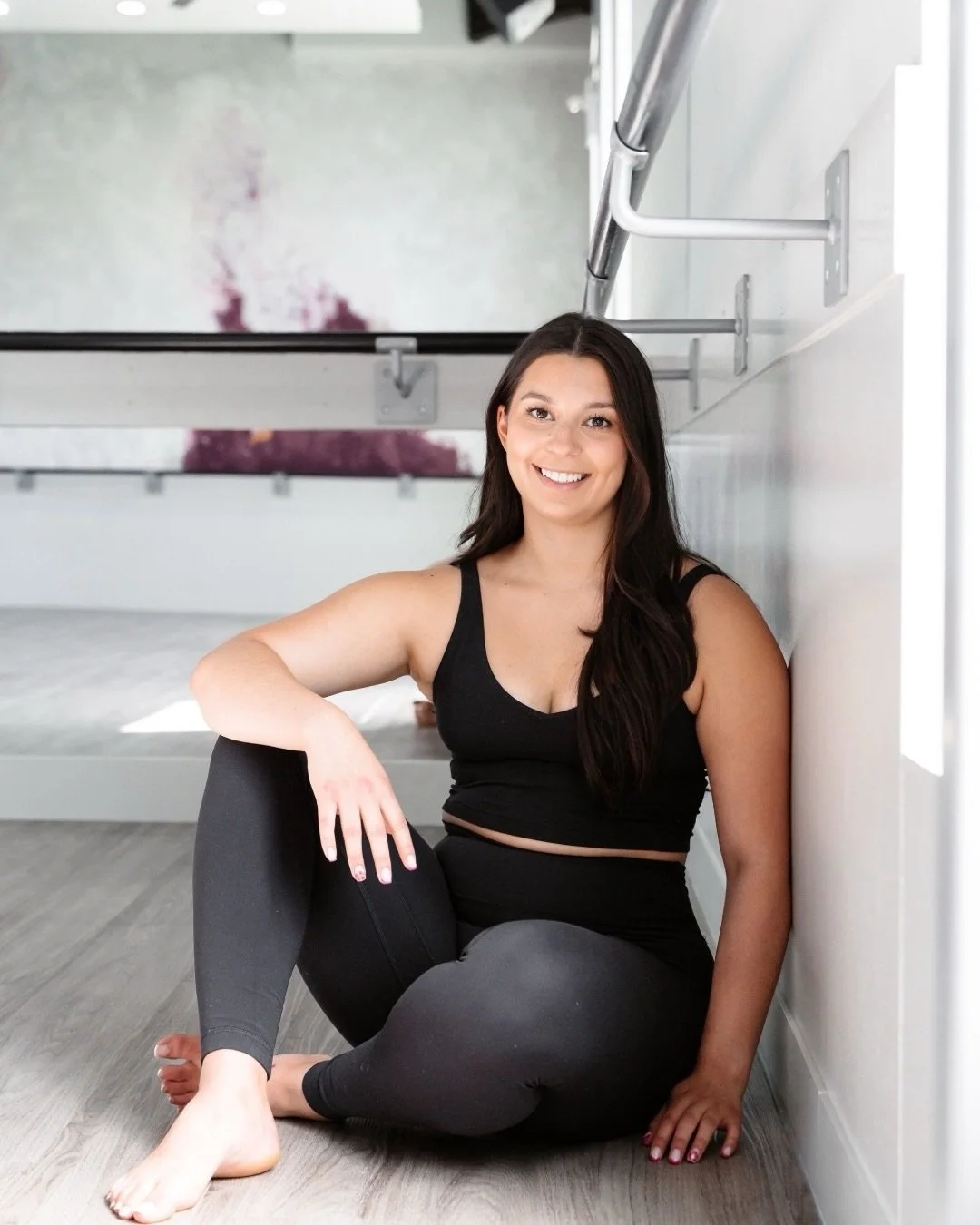 BARRE COMMUNITY ✨ We&rsquo;re so excited to announce the return of Barre + Community classes 👯&zwj;♀️🎉 
⠀⠀⠀⠀⠀⠀⠀⠀⠀
Led by instructors in training @__sophiacastro &amp; @talissalouise  Both of these gals are in the final phase of their Barre West cer