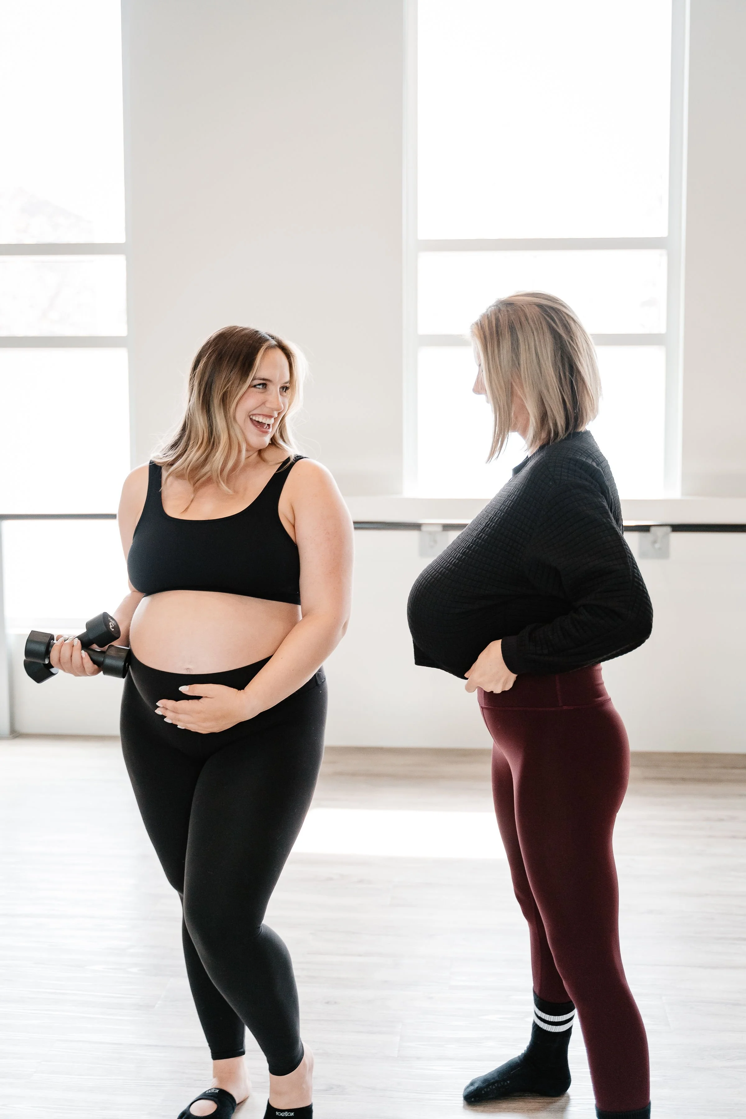What to expect in a prenatal barre class.