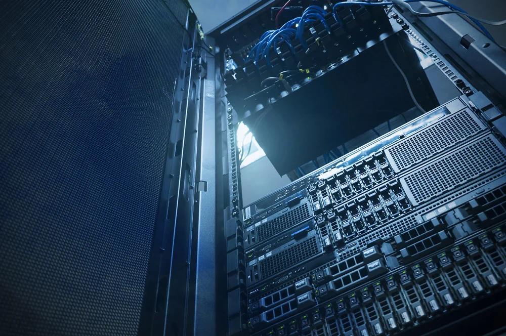 Server-Rack-Main-Image-Web.jpg