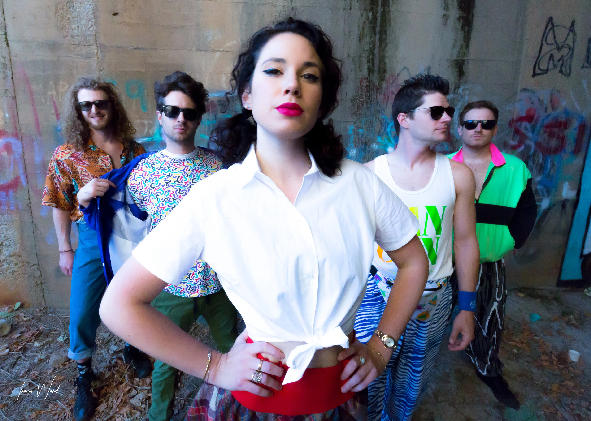 Y2K GRAFFITI V WIDE CROP-6055 (2).jpg