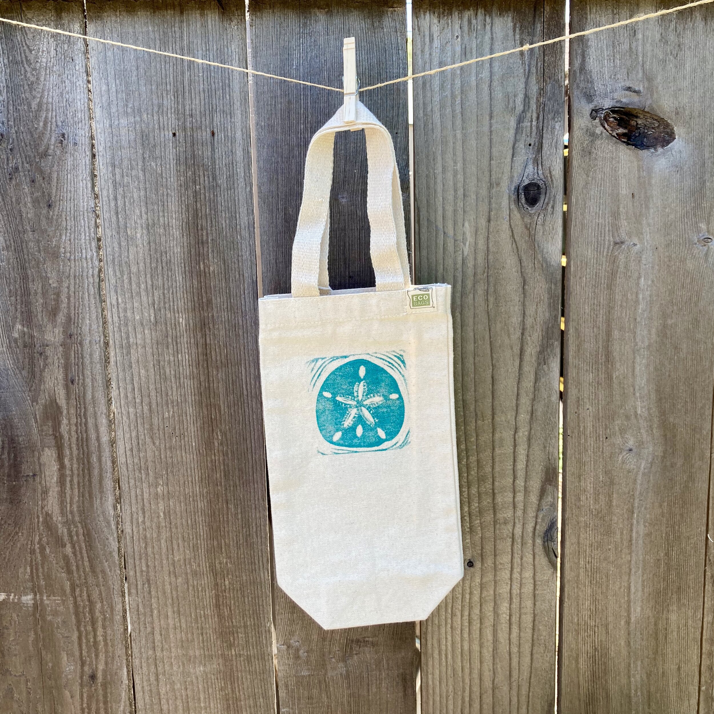 Sand Dollar Wine Bag