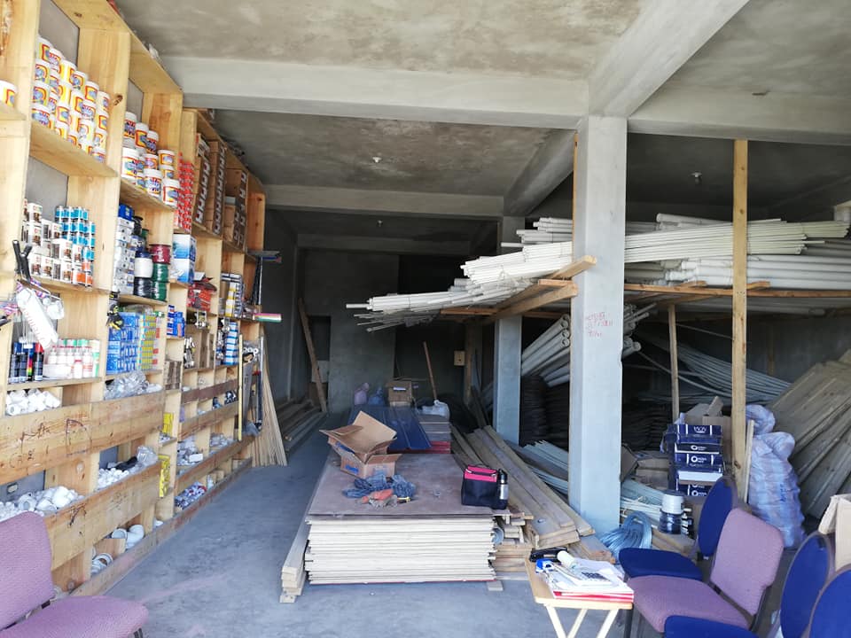 HARDWARE_STORE2.jpg