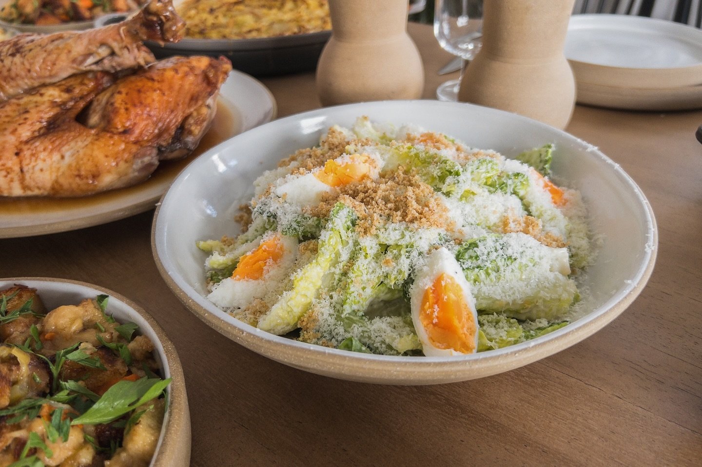 Why not make our famous Caesar Salad part of your Thanksgiving tradition? From crunchy little gems to creamy cheesy dressing goodness, it&rsquo;ll sit quite nice next to the rest of your 🦃 day feast.

NOV. 24th: Deadline to Order! 🗓️ 

#nyccatering