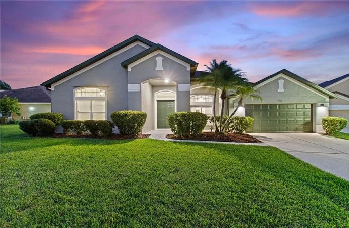 Kissimmee FL home protected by professional pest control services