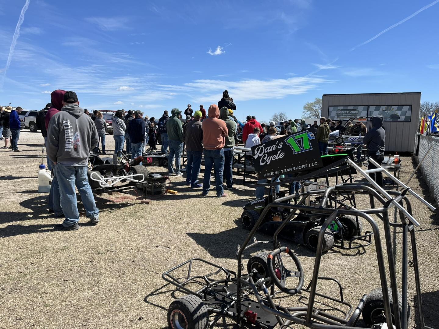 1st ever driver&rsquo;s meeting under way at Lil 81 Speedway Kart Park!

Lots of racers of all ages on hand for this exciting afternoon!

#gokarts #racingkids #gokartorgohome #wichita