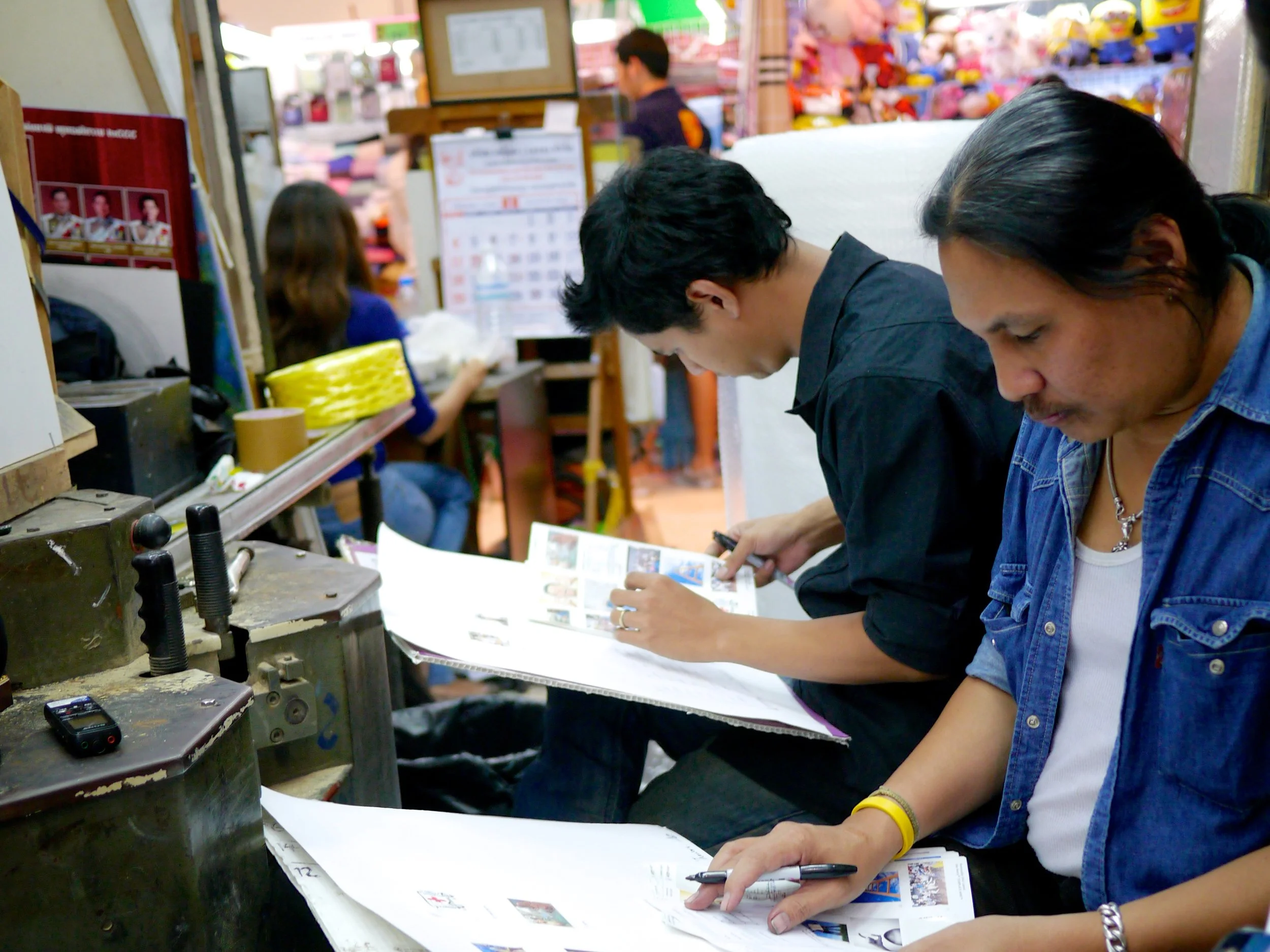 Bangkok participants in their mall shop (August 2013)