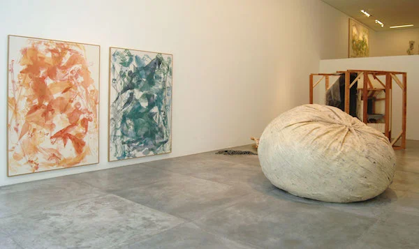 Posicional / Positional , 2013, Installation view, Casa Triângulo, São Paulo, Brazil