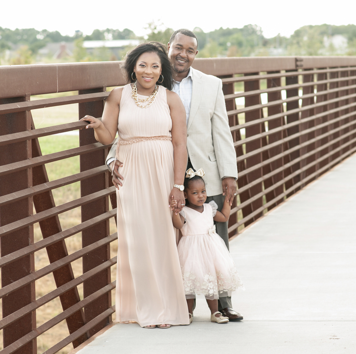 What is a Suburban Chic Mom?