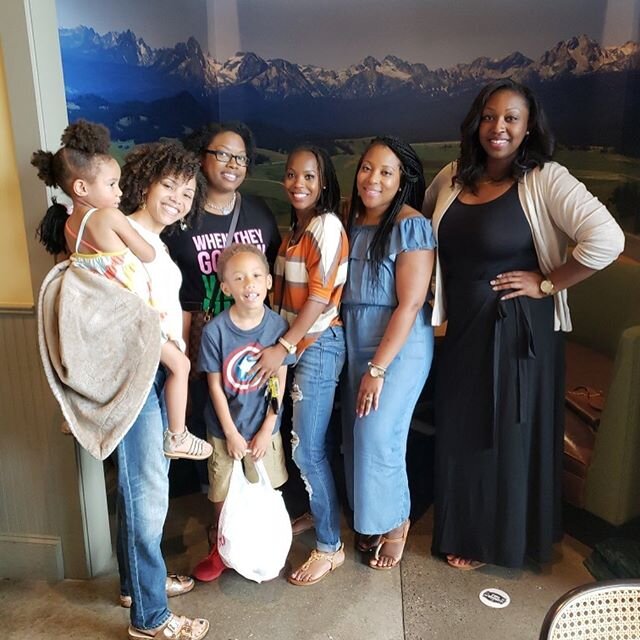 There&rsquo;s nothing like good friends! I&rsquo;m definitely blessed in that department. I&rsquo;ve been fortunate enough to grow with these ladies for over 20 years. I&rsquo;ve also met some other dynamic women along the way. 🙌🏾🙌🏾 Swipe to see 