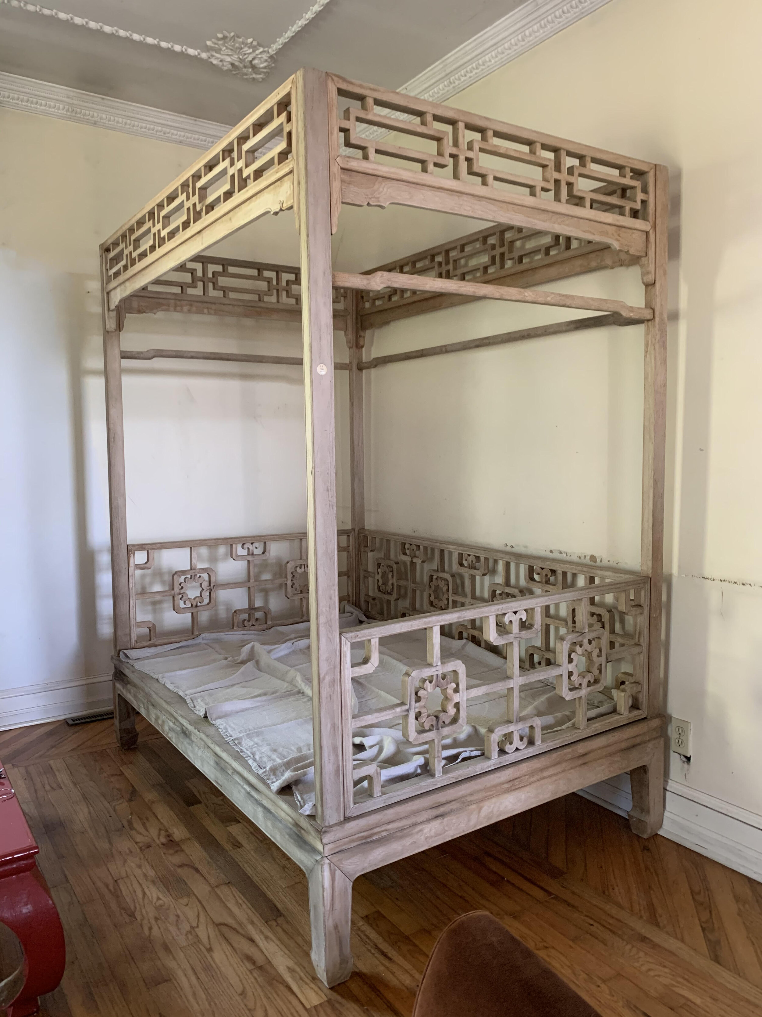 JR Chippendale Daybed.jpg