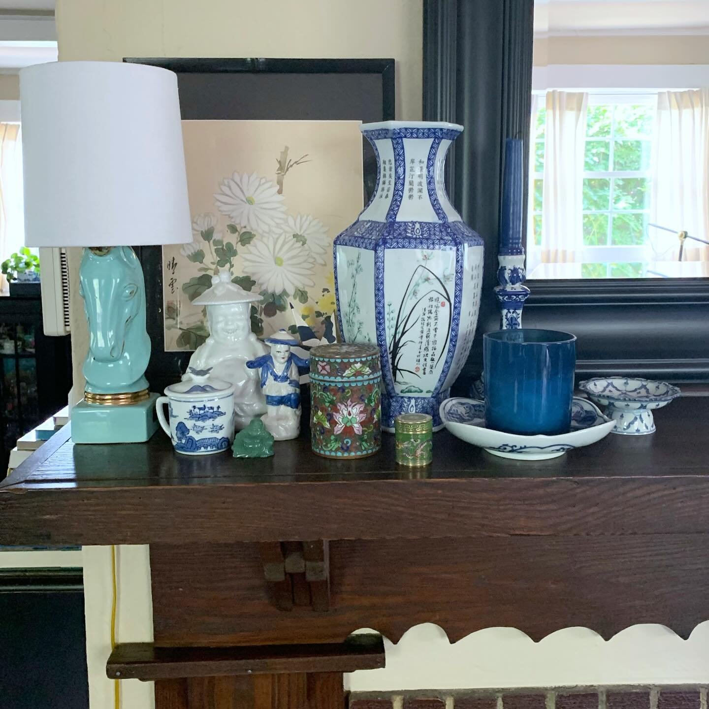 Hi friends Happy Summer Solstice! Today I&rsquo;m sharing this mantel view. I love leaning art - because I love swapping pieces and I&rsquo;ll be changing this art today - today is also my Monthly SayNoToEmptyWalls Group Share! 
&bull;
#saynotoemptyw